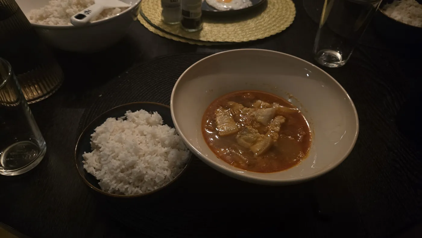 누나가 끓인 돼지김치찌개