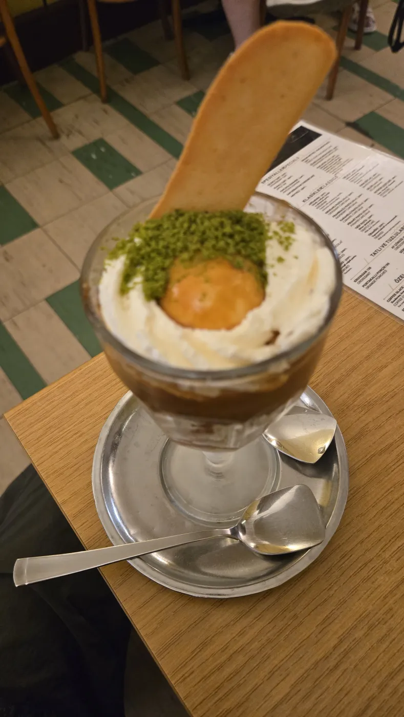 첫 입만 맛있던 스타벅스 디저트